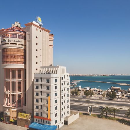 Happy Days Hotel Manama Exterior photo